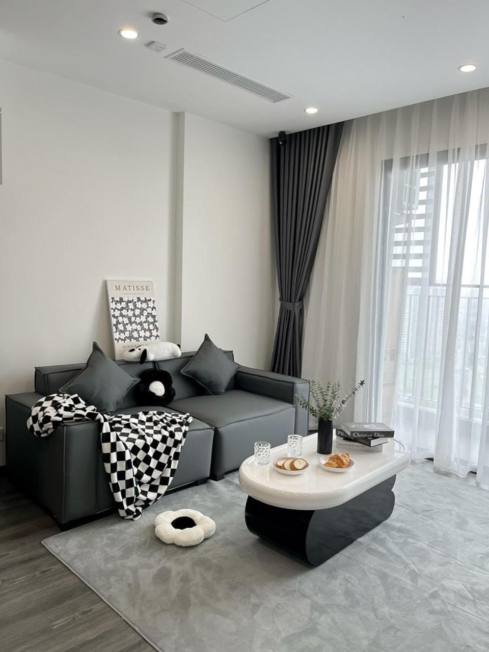Bunnys Homes - Service Apartment ハノイ市 エクステリア 写真